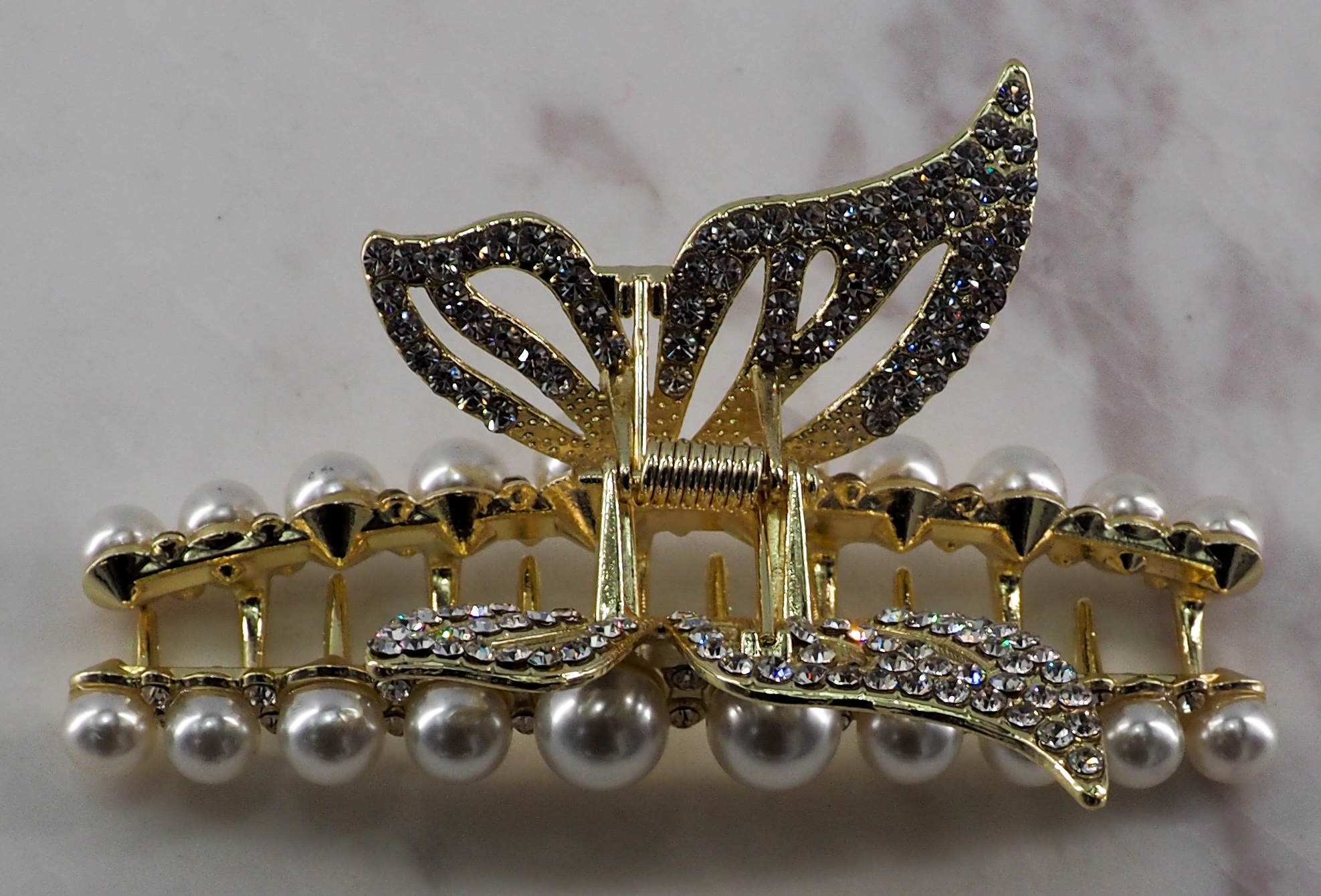 Pearl Papillon Clip - Image 2