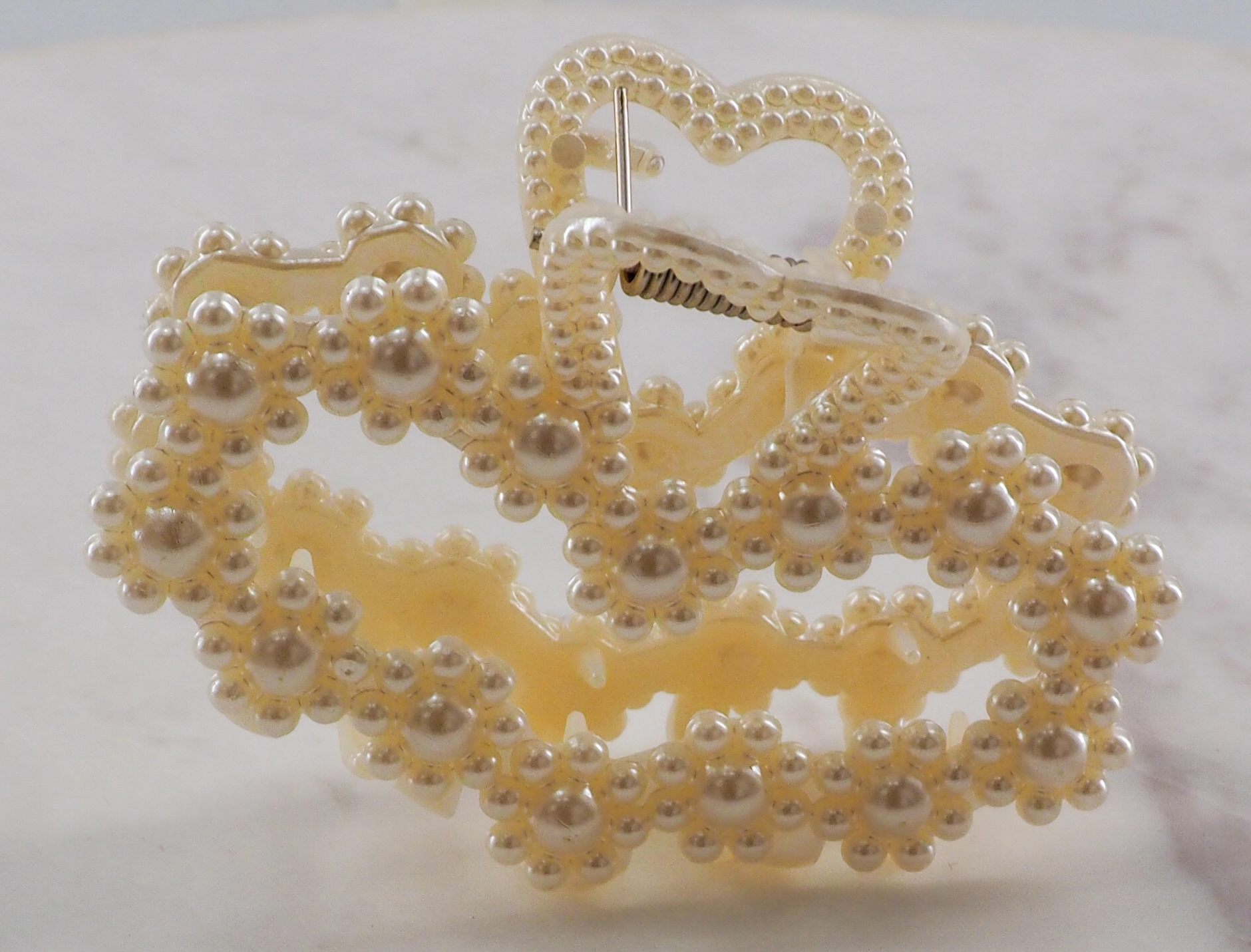 Sweetheart Pearl Clip - Image 2