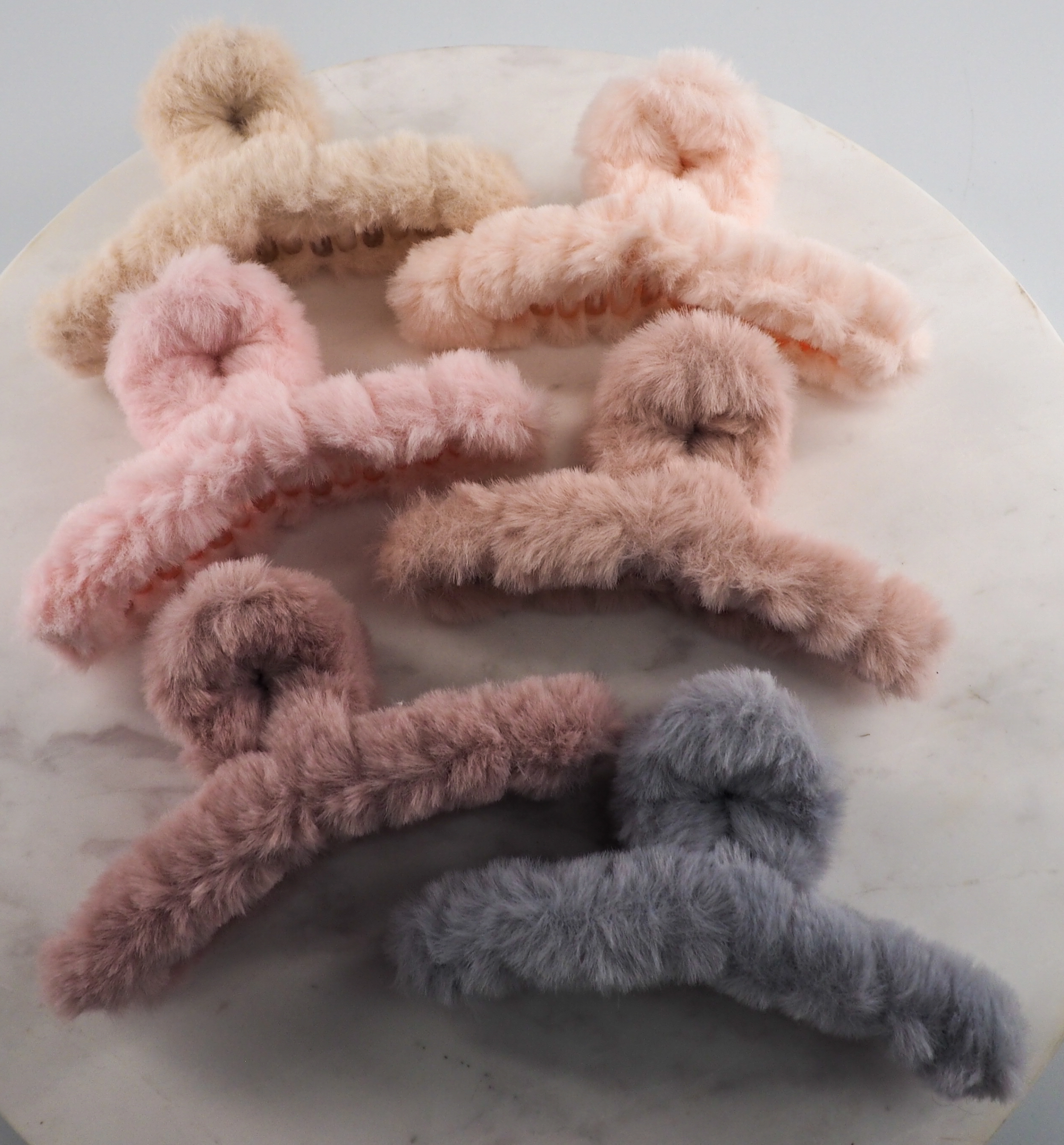 Fluffie Luxe Claw - Image 2
