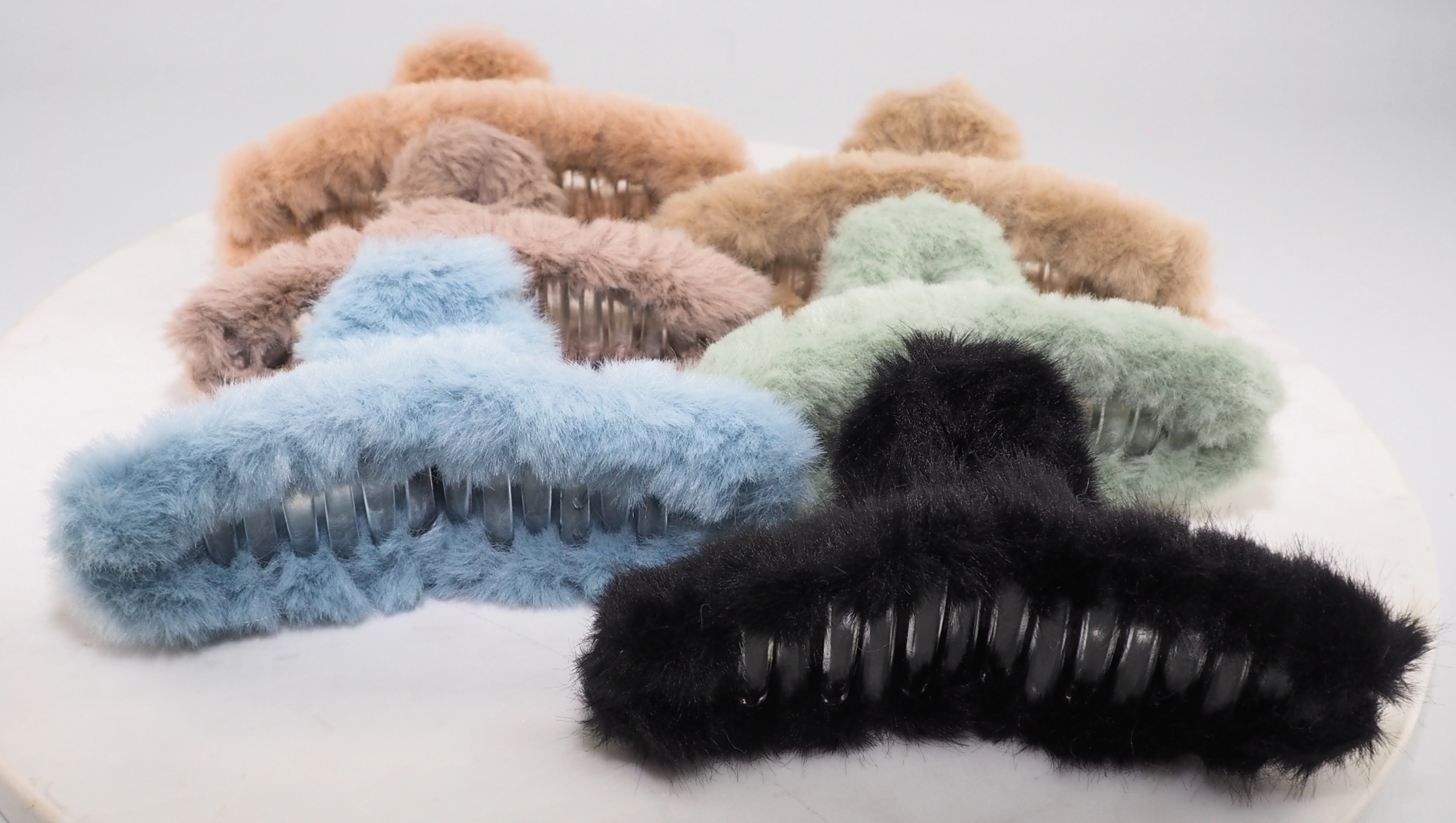 Fluffie Luxe Claw - Image 9