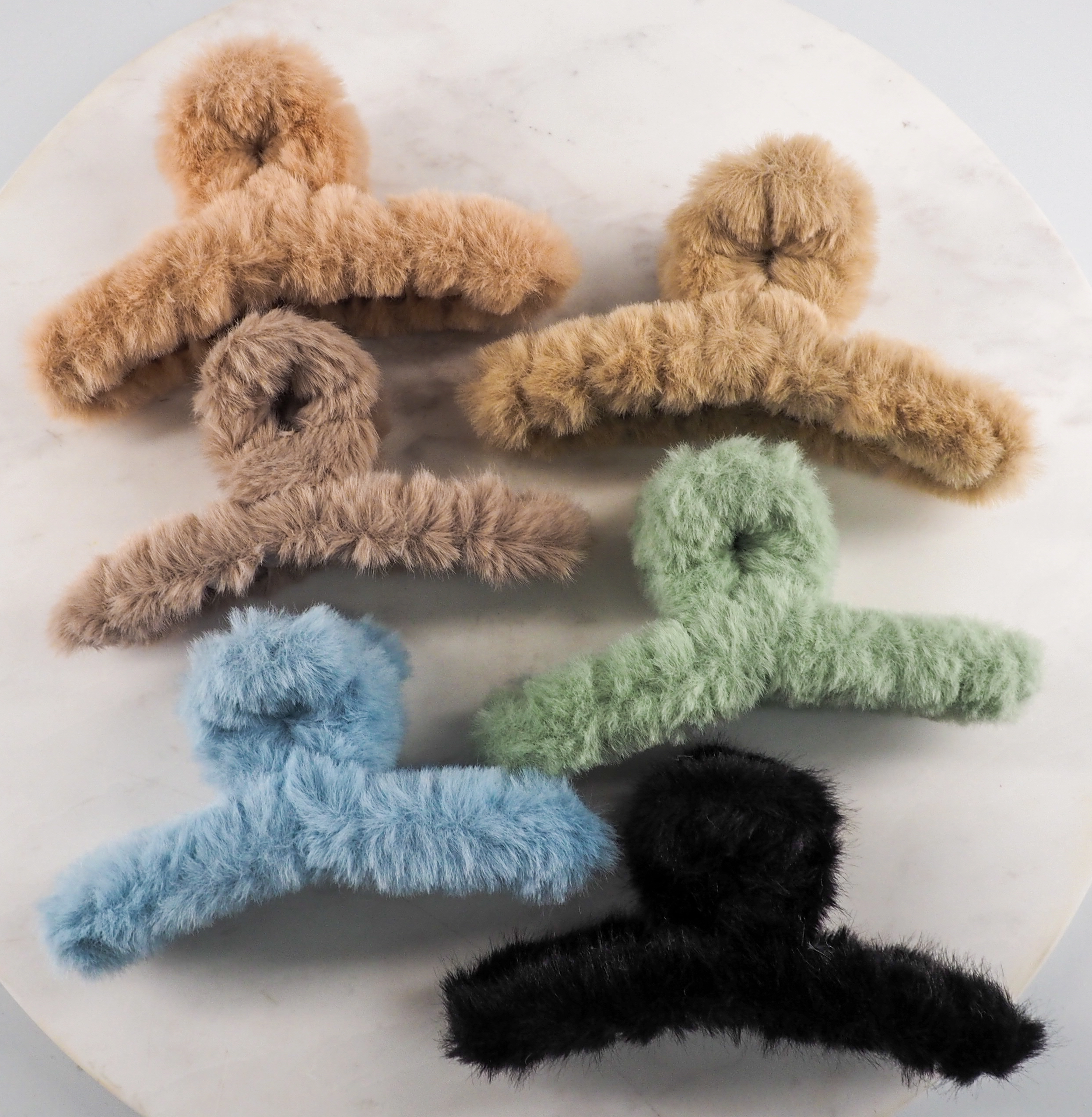 Fluffie Luxe Claw - Image 4