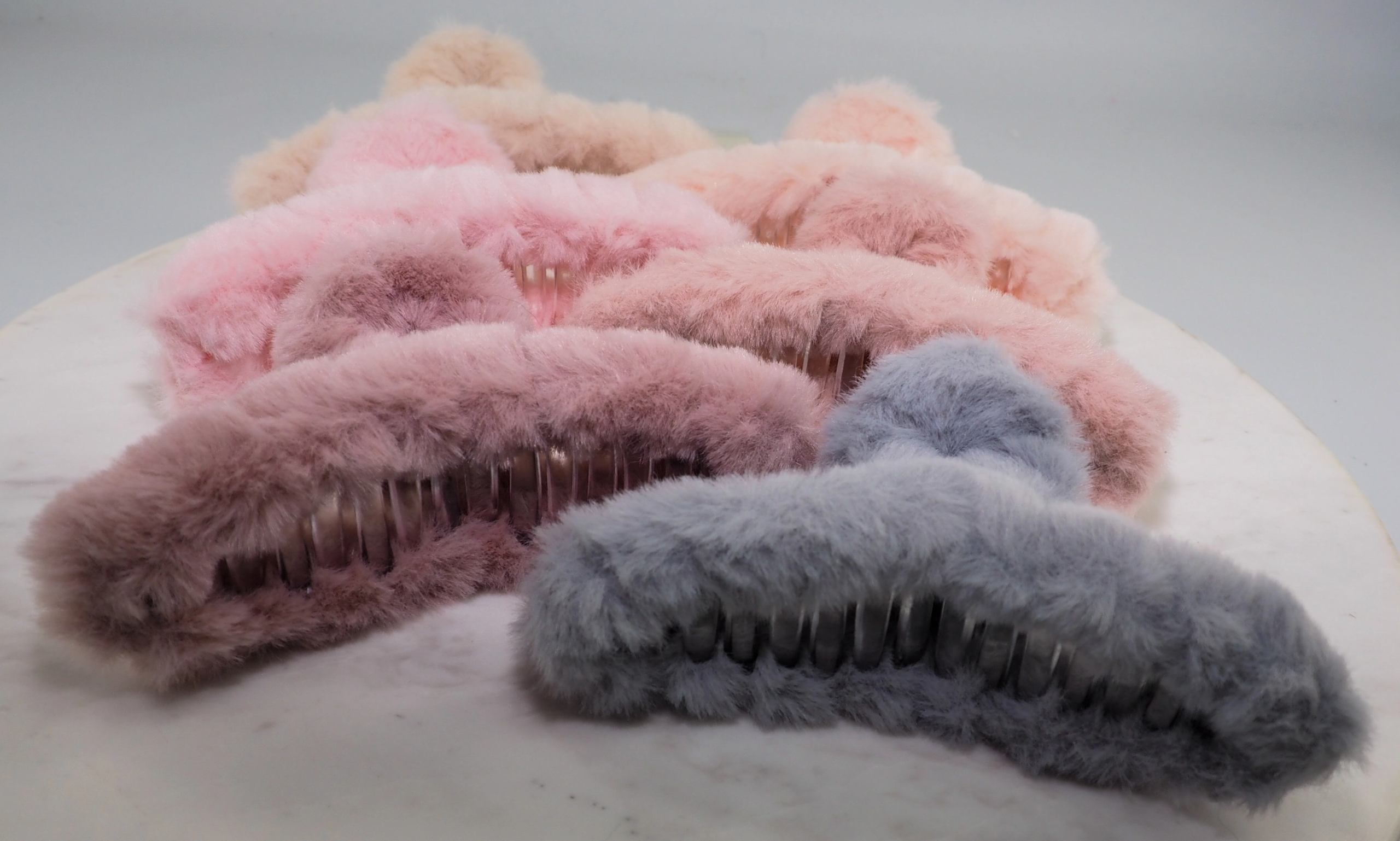Fluffie Luxe Claw - Image 10